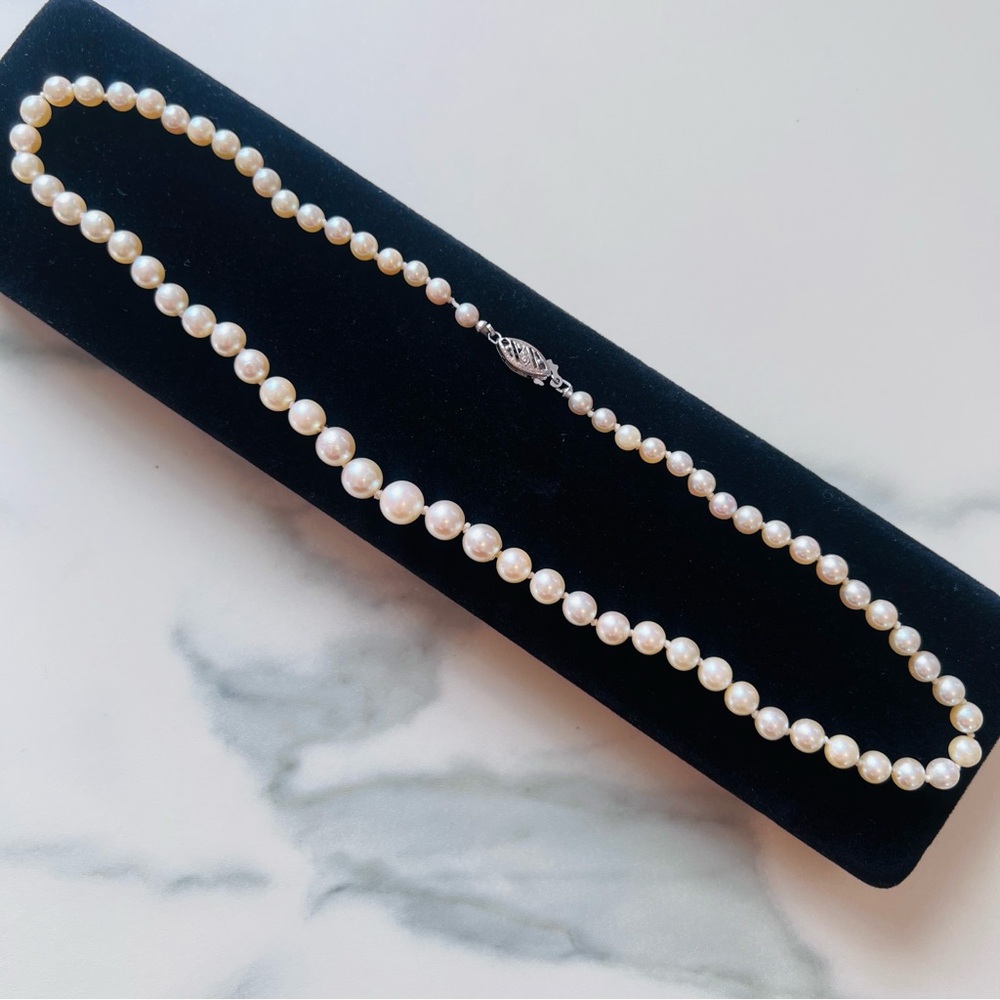 minimalist 1950s cultured pearl choker Necklace w/ 14K Clasp 15.5"